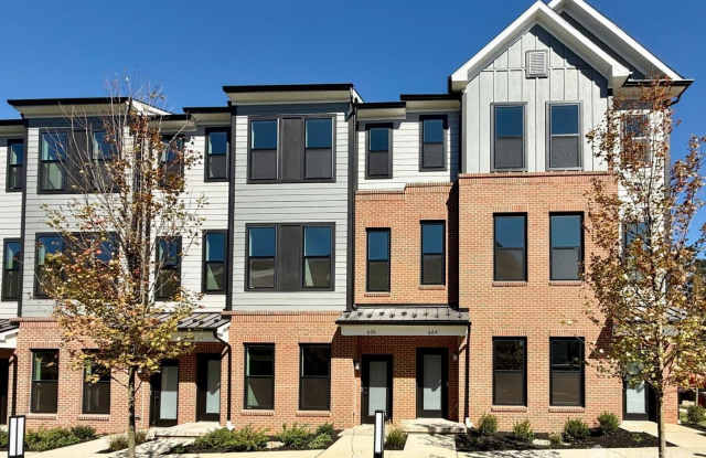 606 Sadie Circle - 606 Sadie Circle, New Brunswick, NJ 08901