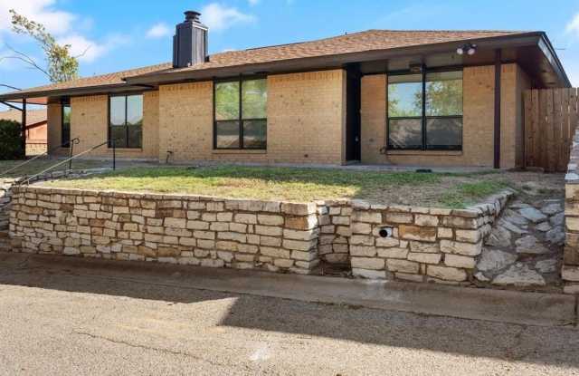 1117 S Rusk Street photos photos