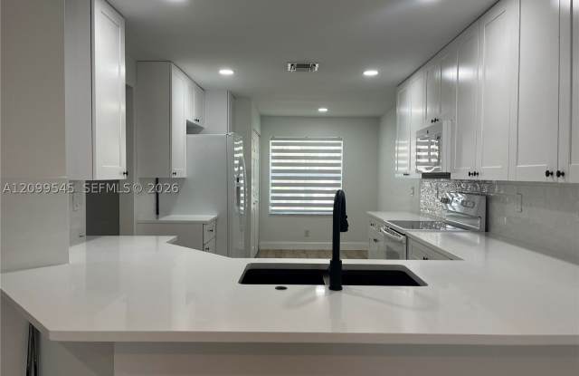 1876 Andromeda Ln Gallery 3