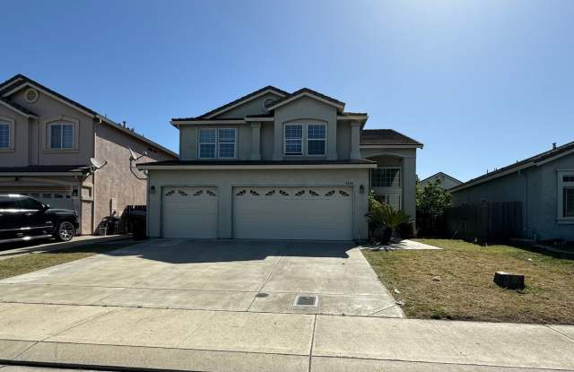 Comfortable home has 5Bdm 3Ba Home With 3 Car Garage photos photos