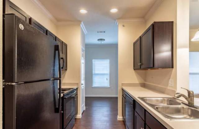 14754 Nacogdoches Rd Gallery 4