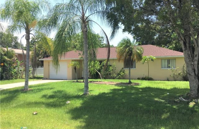1324 Golf DR - 1324 Golf Drive, Cypress Lake, FL 33919