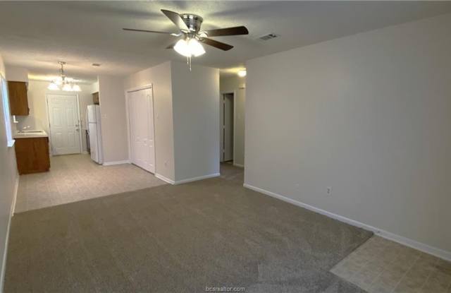 3317 Longleaf Circle Gallery 3
