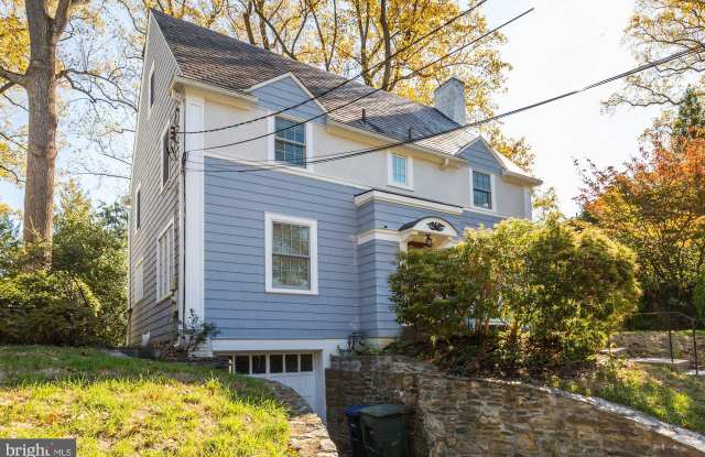 3045 FOXHALL ROAD NW Gallery 4