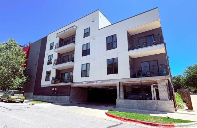 Stylish East Austin Condo with Modern Finishes, Open Living, and Luxury Primary Retreat photos photos