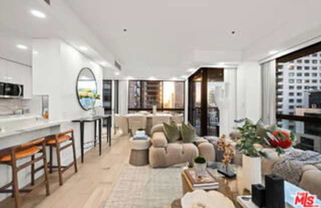10750 Wilshire Boulevard Gallery 4