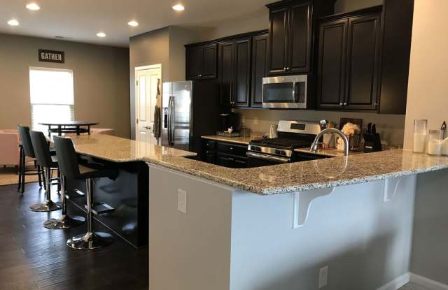 1637 Fleetwood Dr Gallery 4