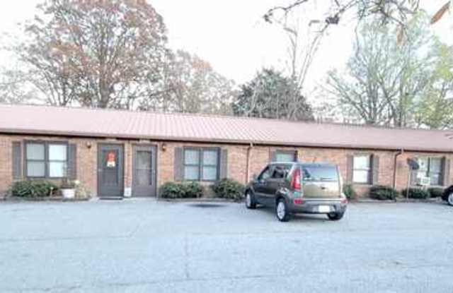 4915 Archdale Road Gallery 1
