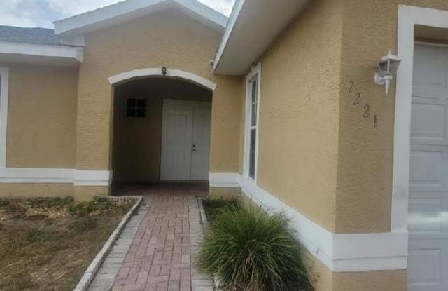 7221 Golf Club Drive photos photos