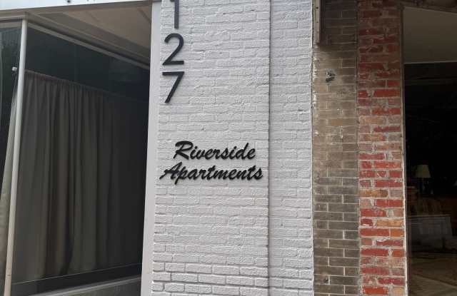 Modern Apartment Downtown Washington Gallery 1