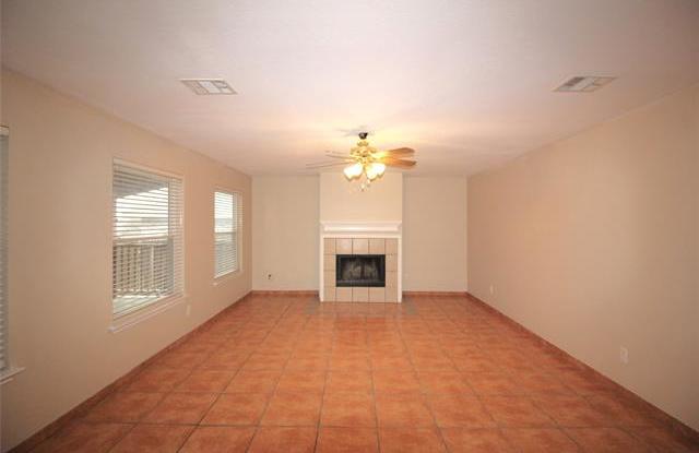 9205 Newport Lane Gallery 2