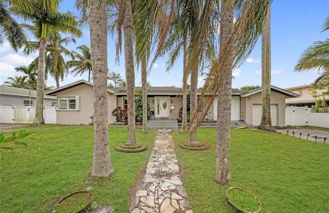 2534 Monroe St photos photos