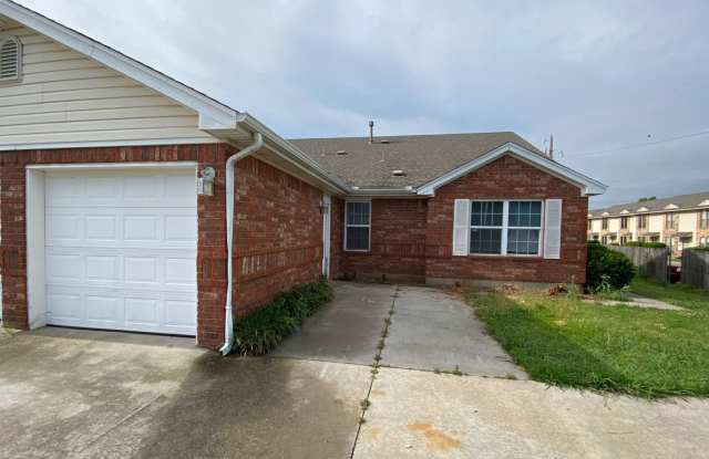 4 bedroom 2 bath - Norman photos photos