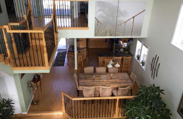 2134 Deerpark Drive Gallery 4