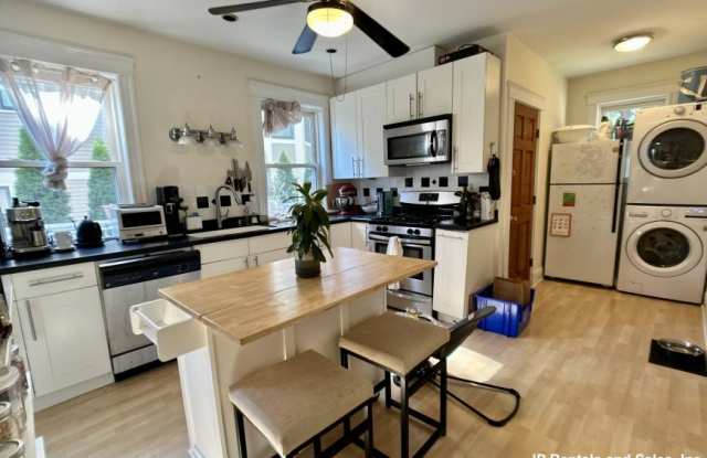 19 Chestnut Sq. photos photos