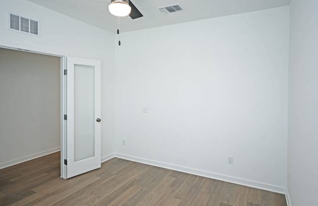 261 ELK AVE Gallery 4