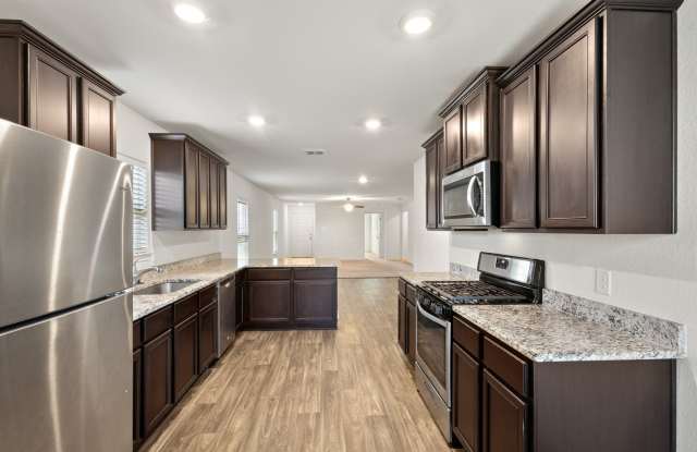 15214 HARBOR LNDG Gallery 3
