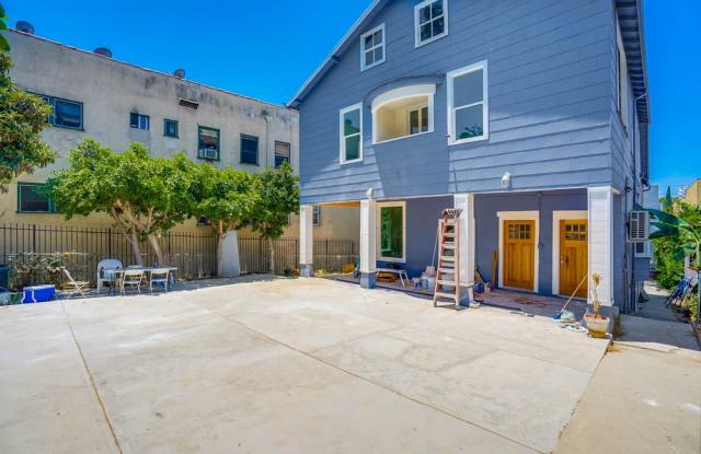 437 Coronado Terrace - 437 Coronado Terrace, Los Angeles, CA 90026