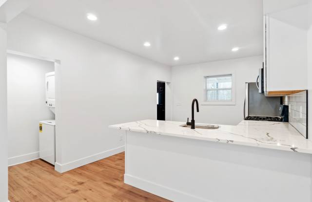Student Housing - South Side Flats Gallery 4