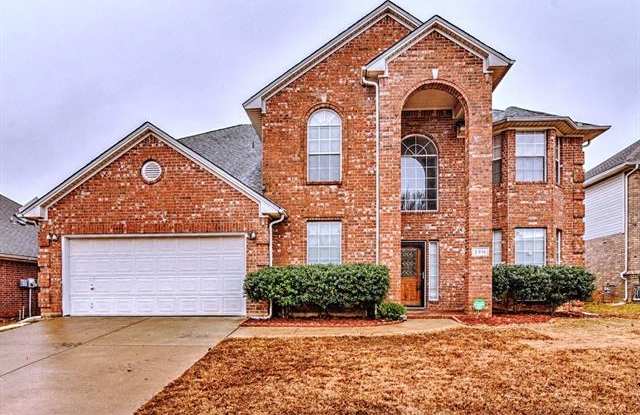2316 Calmont Drive - 2316 Calmont Drive, Arlington, TX 76001