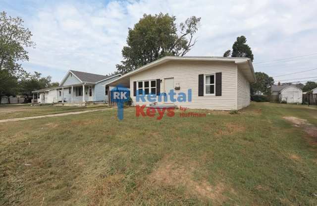 Three Bedroom House | Garage Gallery 4