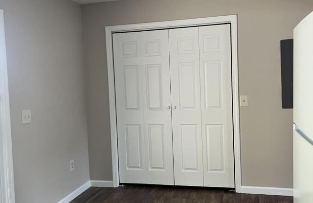102 Fletcher Place Gallery 3