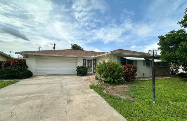 Coming Soon! Charming 3 Bed, 2 Bath Pool Home in SE Cape Coral – Prime Location Near Beach & Bridge to Fort Myers! Gallery 4