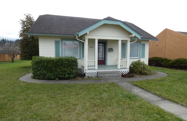 1022 Caroline - Centrally Located Remodeled Cottage photos photos