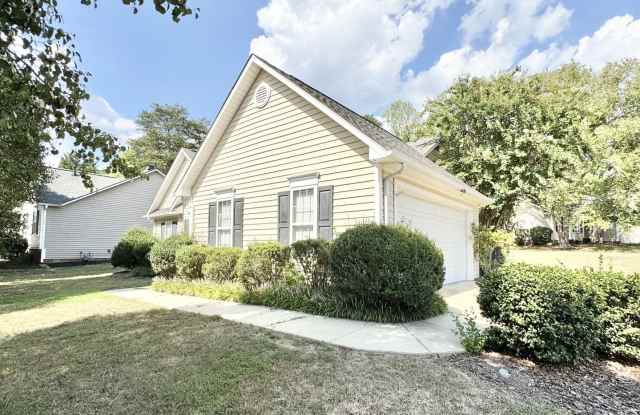 Adorable 3 Bedroom Off Lewiston Rd! Gallery 3