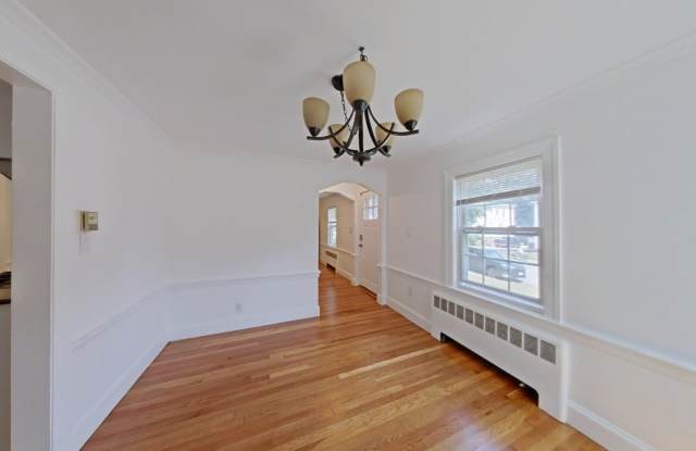 23 N Bowditch Gallery 2