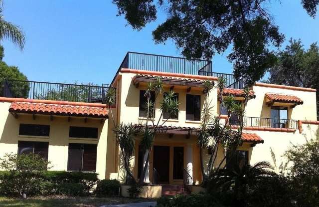 201 BLANCA AVENUE photos photos