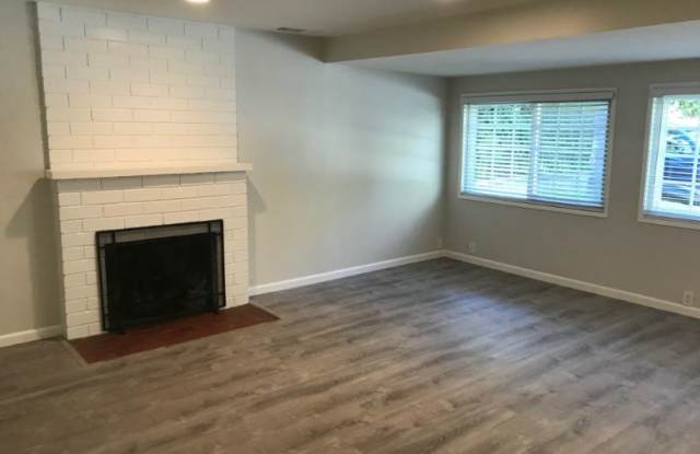 1747 La Loma Road Gallery 4