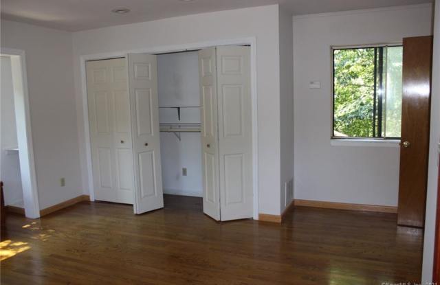 125 Rogers Road Gallery 4