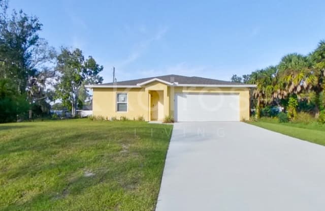 1124 Ware Avenue - 1124 Ware Avenue, Port Charlotte, FL 33948 1124 Ware Avenue - 1124 Ware Avenue, Port Charlotte, FL 33948