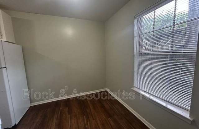 3824-C Country Club Road Gallery 2
