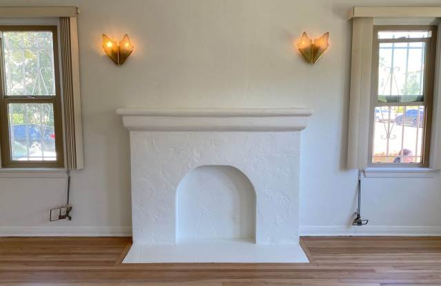 369 North Spaulding Avenue Gallery 4