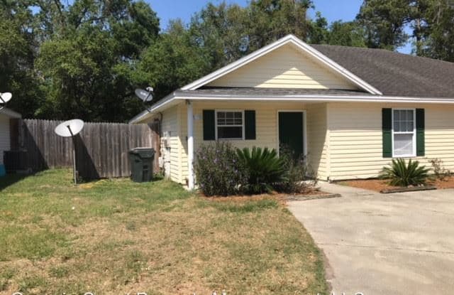 146 Leeswood Circle - 146 Leeswood Cir Brunswick 31525, Country Club Estates, GA 31525