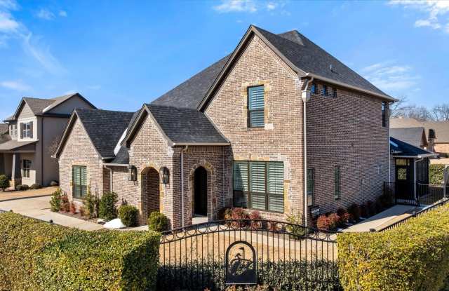 1001 Quarry Court Gallery 3