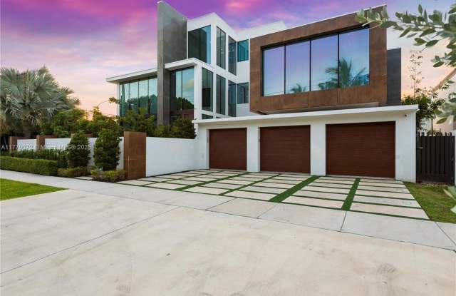 1400 Bayview Dr photos photos