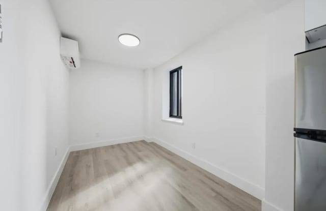 300 East 96th Street Gallery 4