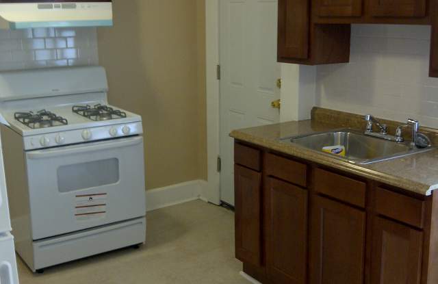 1088 N Common Rd photos photos