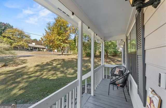 4041 Woodbridge Court Gallery 4