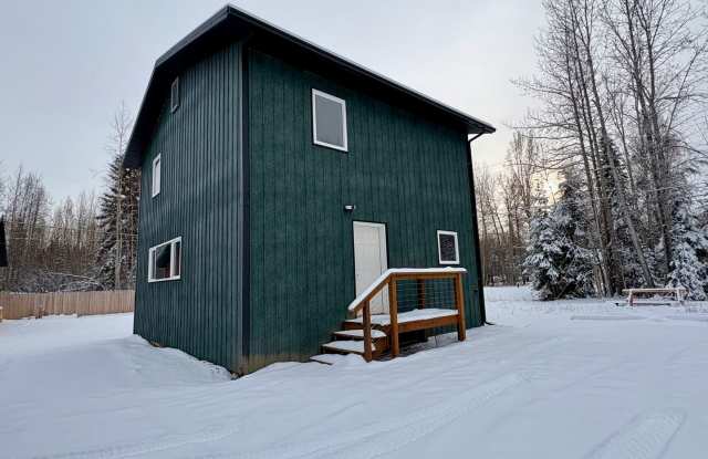 Brand new 3/2 with heat included Gallery 1