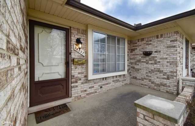 36252 Tindell Gallery 2