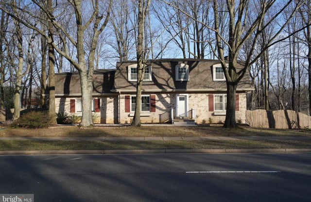 4199 WATERWAY DR - 4199 Waterway Drive, Montclair, VA 22025