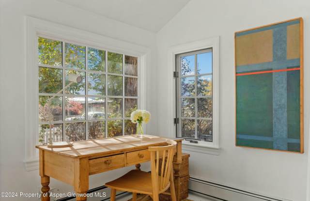 120 E Sopris Drive Gallery 3