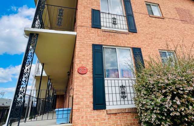 Affordable 2 Bed/1 Bath Apartment Gallery 1