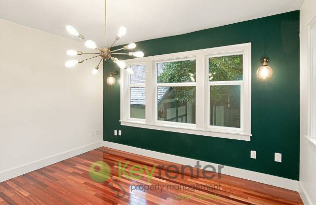 $1,000 MOVE-IN INCENTIVE** Luxury Craftsman Living with Professional Landscaping Included Gallery 4