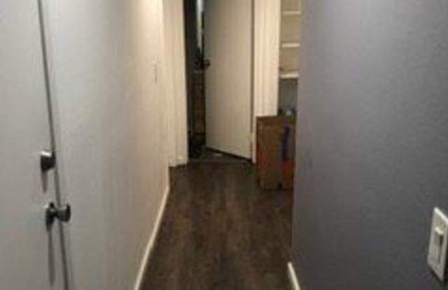 5223 Adobe Falls Rd  #5 Gallery 4