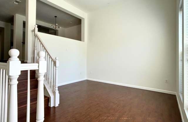 1850 Snell Place Gallery 3